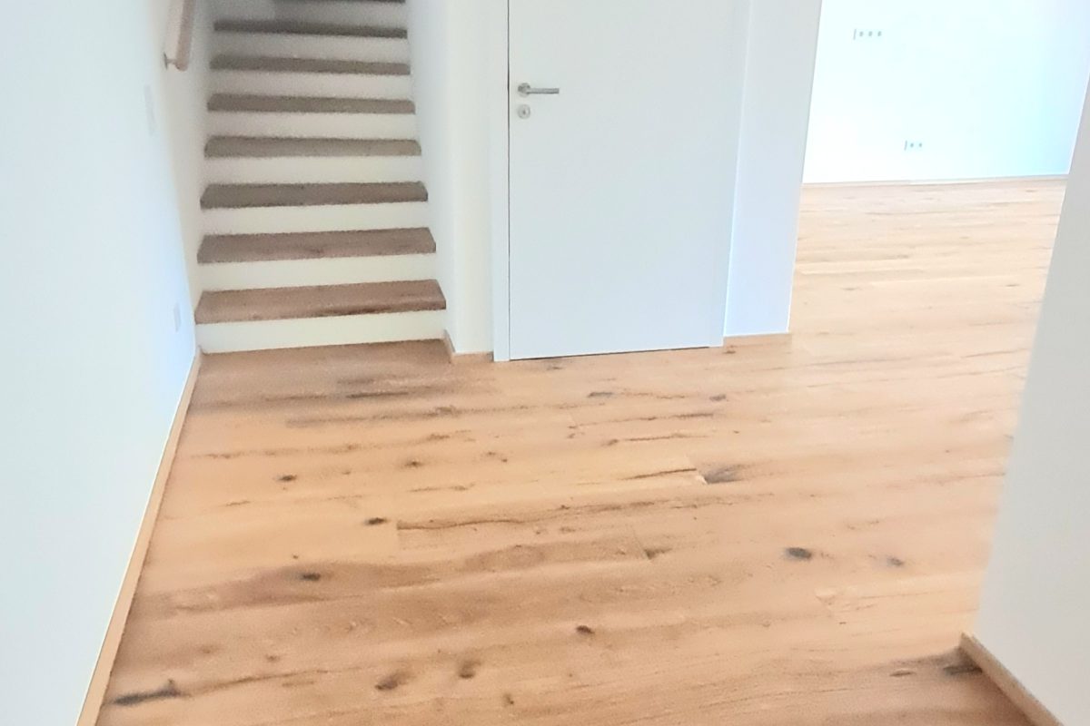 Flur UG zum Wohnbereich